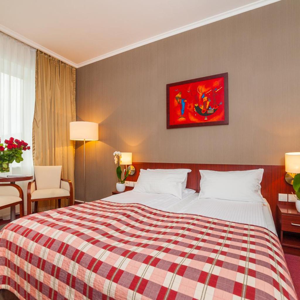Hotel thumbnail 2