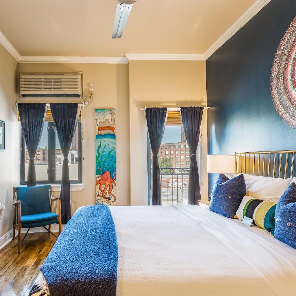 Hotel thumbnail 2
