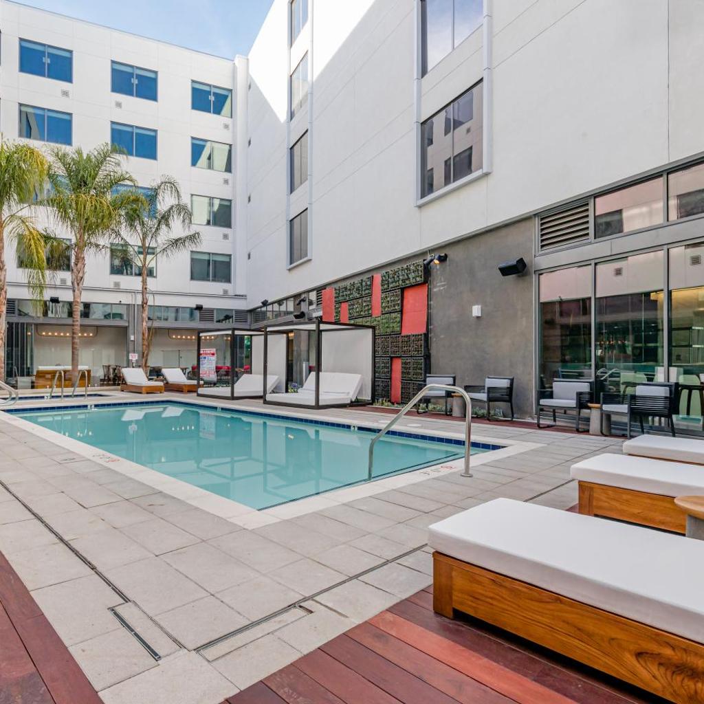 Hotel thumbnail 11
