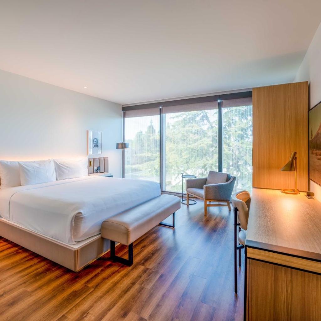 Hotel thumbnail 10