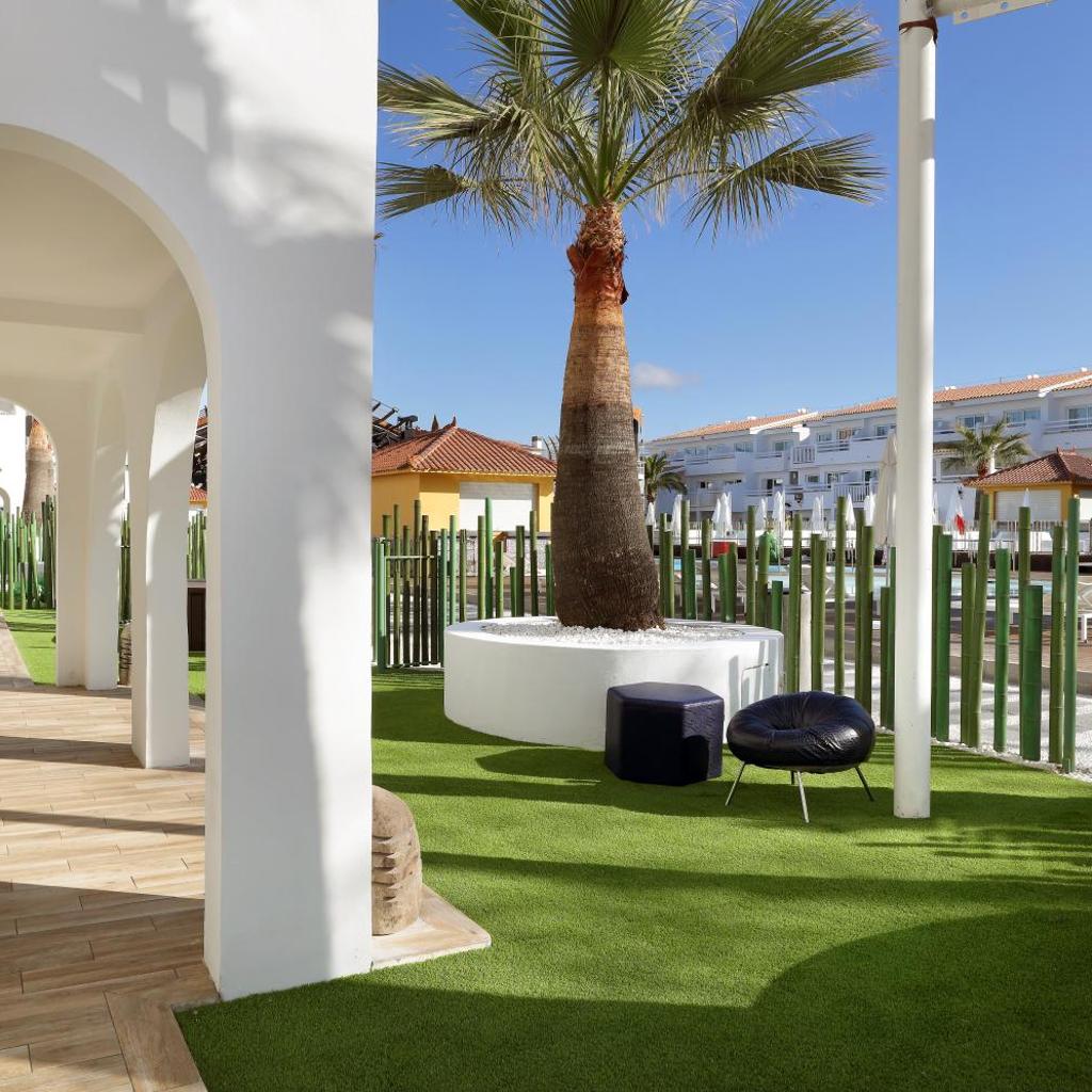 Hotel thumbnail 12