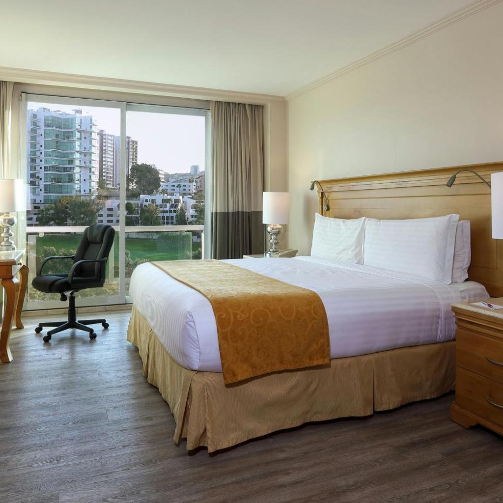 Hotel thumbnail 15