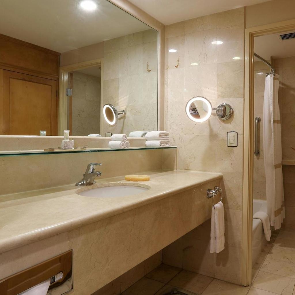 Hotel thumbnail 18