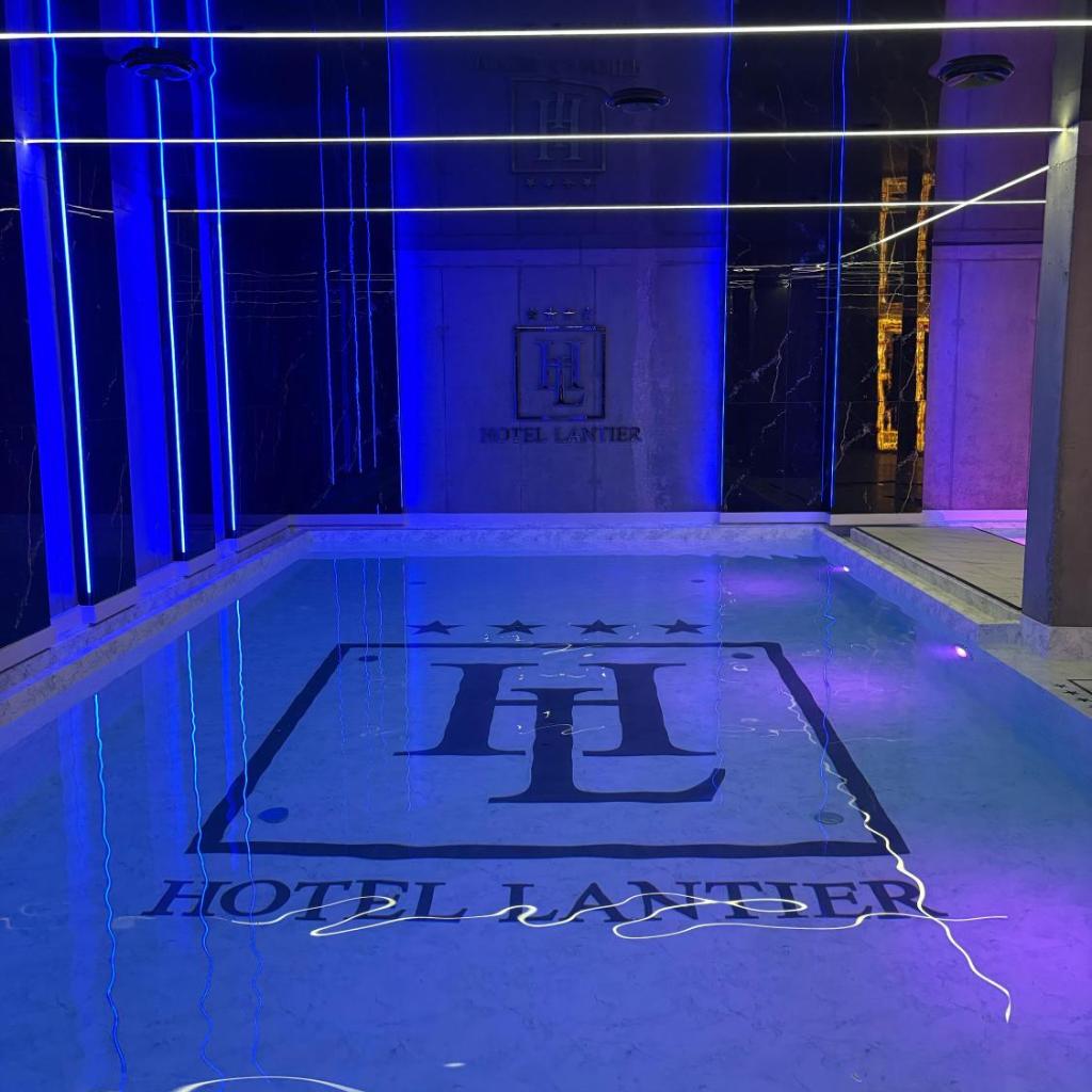 Hotel thumbnail 2