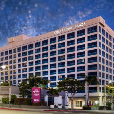 Crowne Plaza Hotel Los Angeles Harbor by IHG