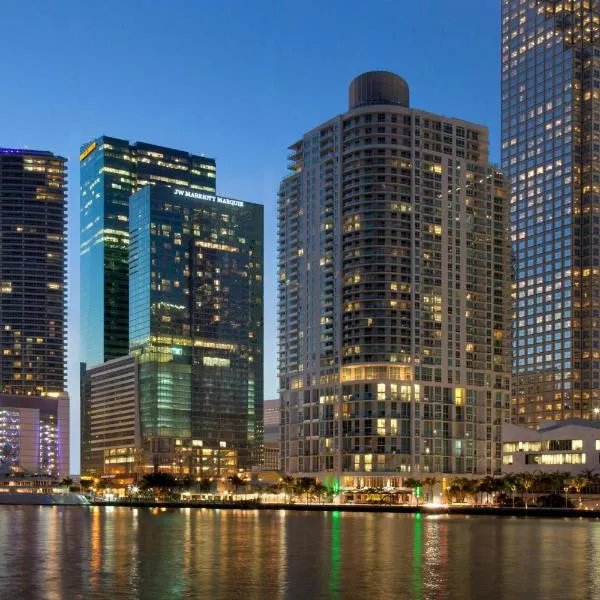 Viceroy Chicago in Chicago, Illinois - Save 25% on luxury accommodation
